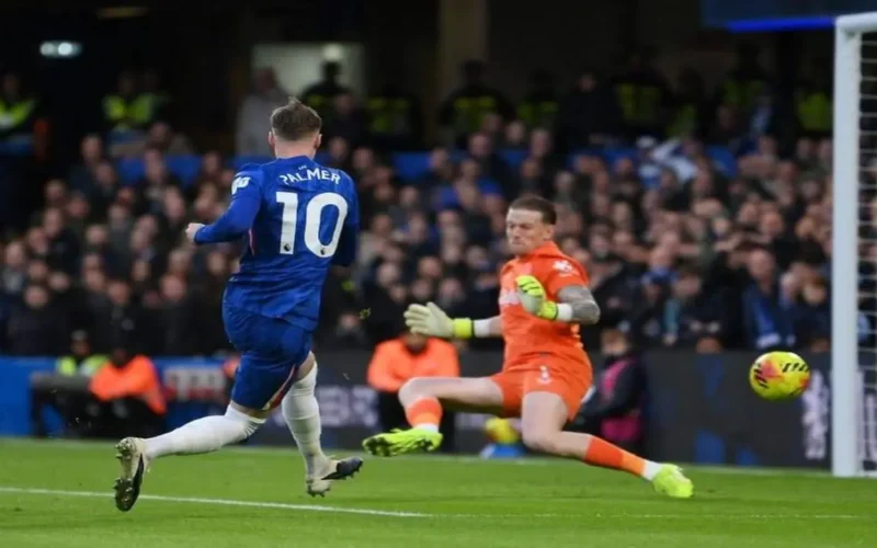 القنوات الناقلة لمواجهة تشيلسي وإيفرتون في منافسات الدوري الإنجليزي الممتاز لكرة القدم